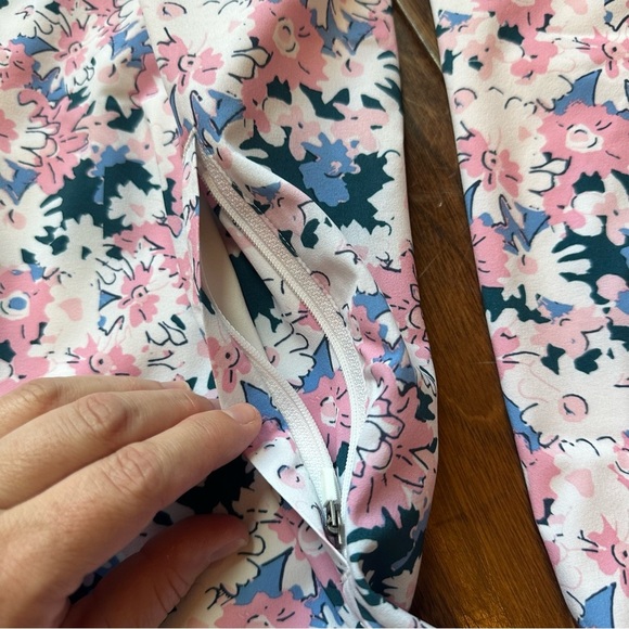 Women's Puma Bloom Full Zip Shell Golf Jacket Windbreaker Size S NWT - Picture 5 of 13